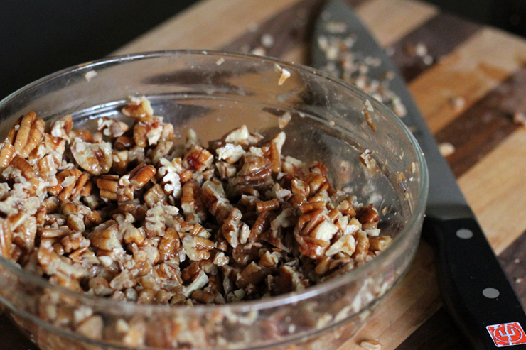 SpicedPecanBourbonBallsChoppedNuts SpicedPecanBourbonBallsChoppedNuts