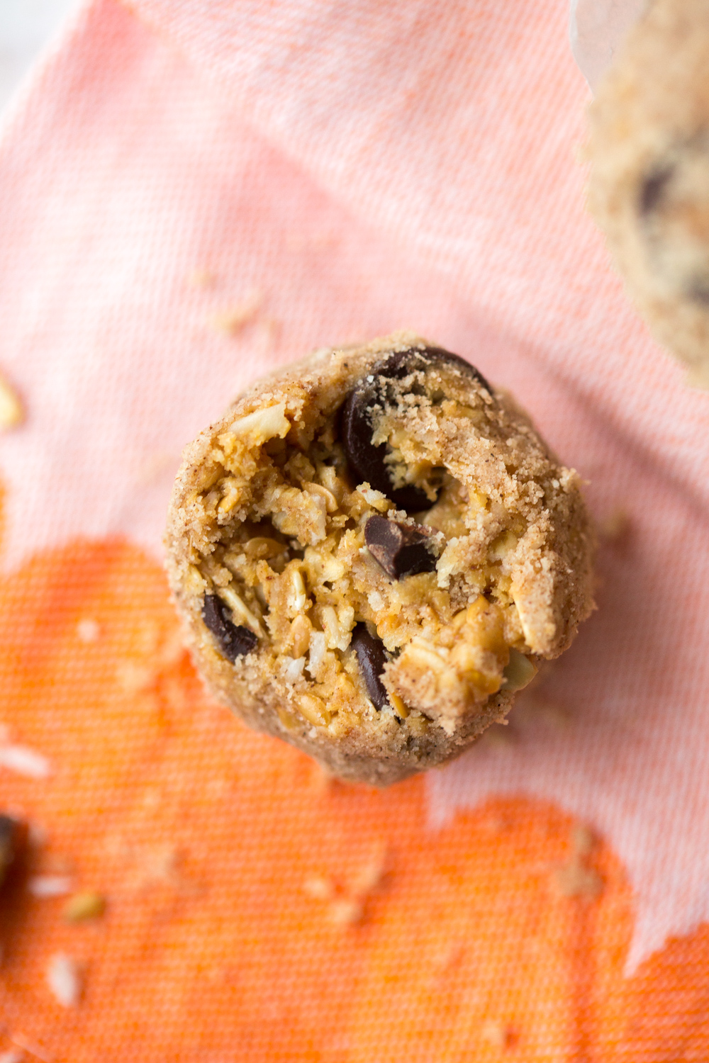 Energy ball bite