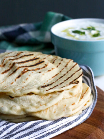 Pita Bread with Tzatziki Sauce