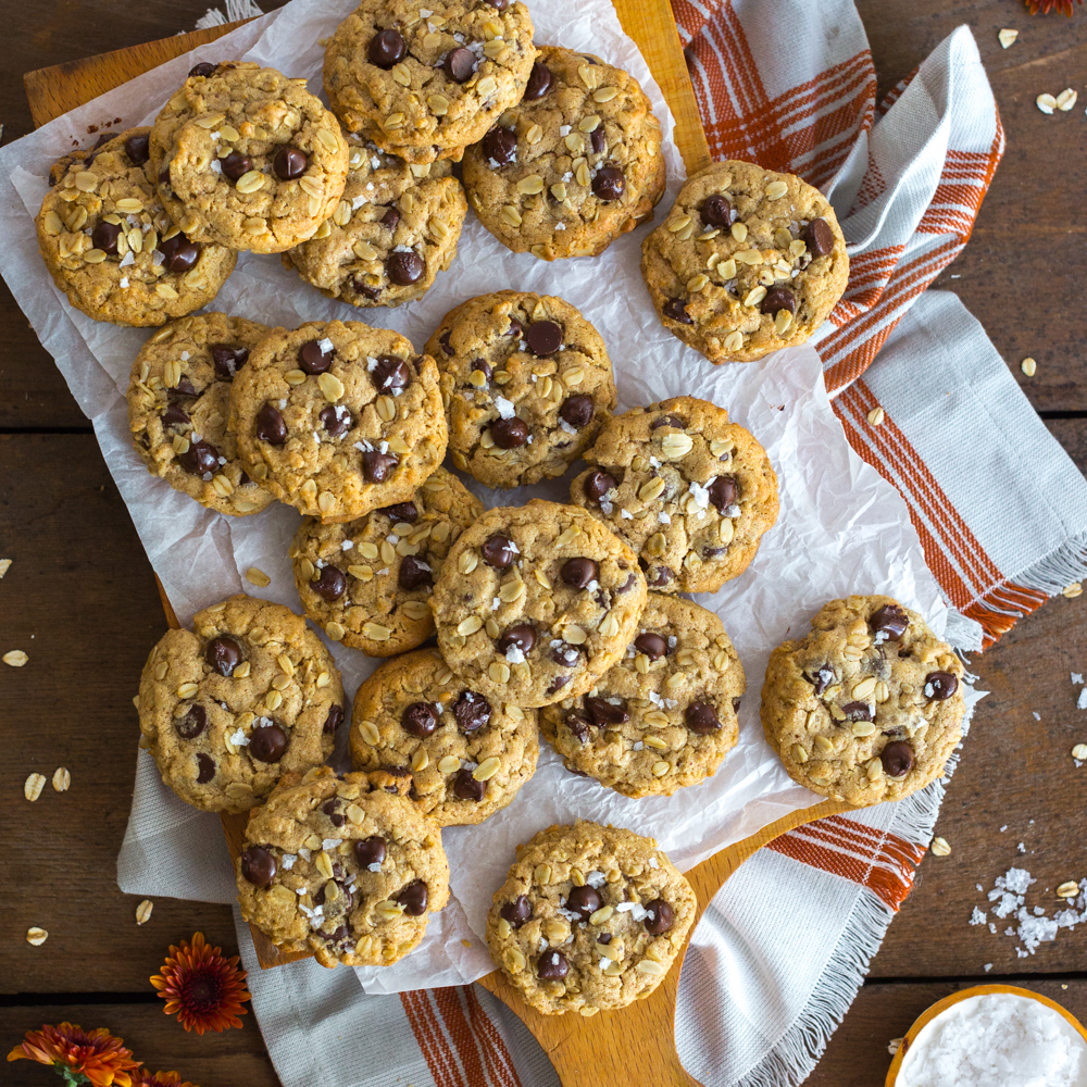 Almond Butter Oatmeal Chocolate Chip Cookies